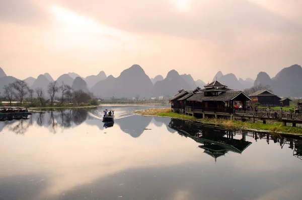 Landschaft in Yangshuo Guilin, China — Stockfoto