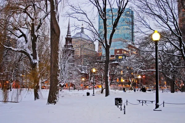 Stock bild av en snöande vinter vid Boston, massachusetts, usa — Stockfoto