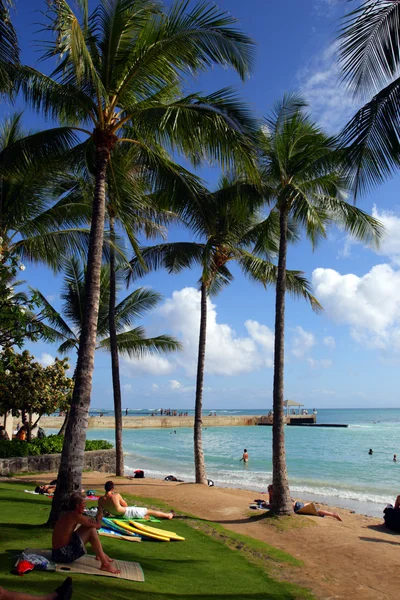 Waikiki Beach, Honolulu, Oahu, Hawaii — Stockfoto