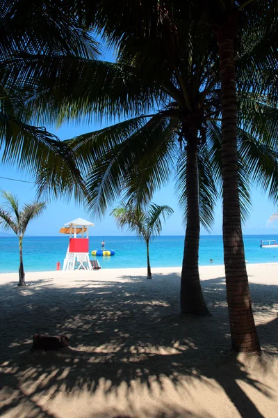 Doktor jeskyně Beach Club, Montego Bay, Jamajka — Stock fotografie