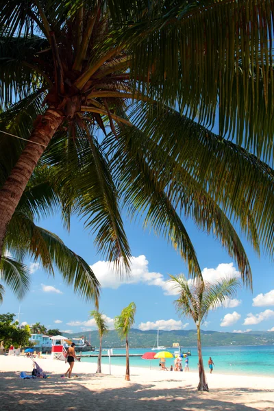 Doctor 's Cave Beach Club, Montego Bay, Jamaica — Foto de Stock