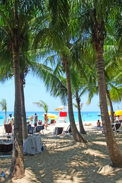 Doktorun mağara Beach, Montego Bay, Jamaica — Stok fotoğraf