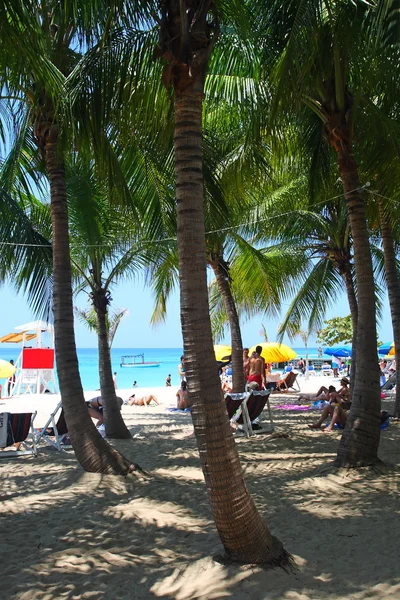 Doktor jeskyně Beach, Montego Bay, Jamajka — Stock fotografie