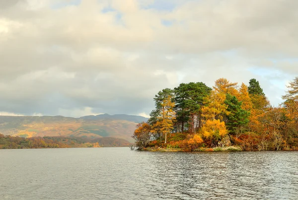Stock image of Loch Lomond, Scotland — Stock Photo, Image