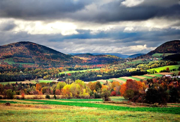 Folhagem de outono em Vermont, EUA — Fotografia de Stock
