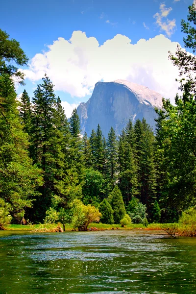 Parque Nacional Yosemite, EE.UU. — Foto de Stock