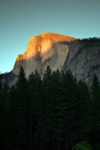 Half Dome, Parque Nacional Yosemite — Foto de Stock