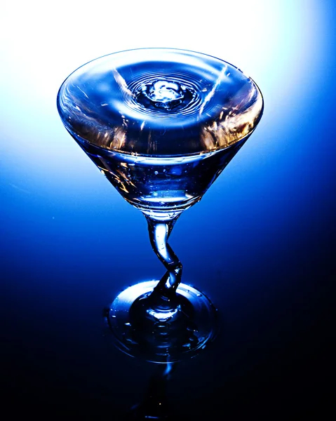 -Mavi ve altın Martini