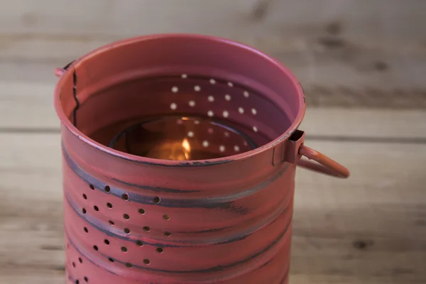 Dekoratif teneke kutu fener