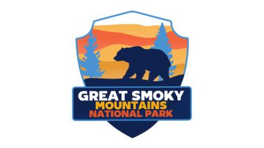 Güzel dağ ve doğal manzaralı Büyük Smoky Dağları Ulusal Parkı