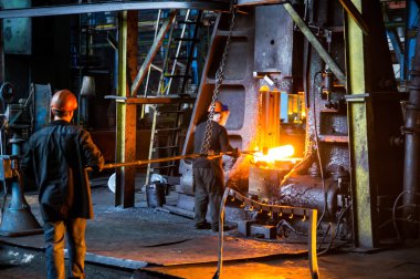 ağır dövülmüş bitki