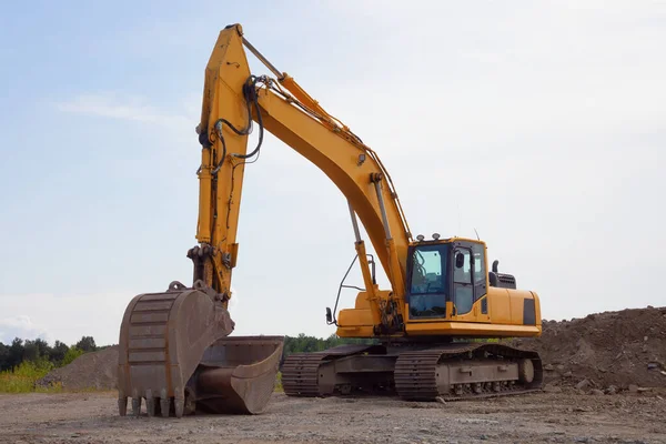 Excavadora Sitio Construcción Trackhoe Máquina Pesada Equipo Amarillo —  Fotos de Stock
