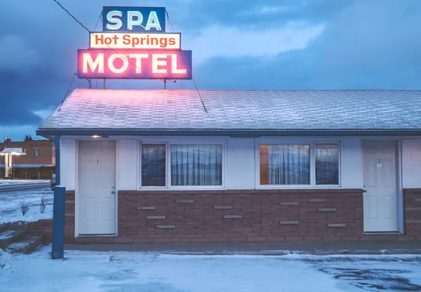 Montana Motel kış.