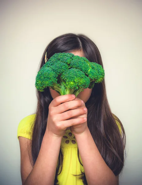 Hareket eden bir genç kız portresi