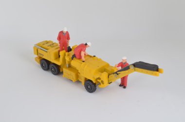 Minyatür insanlar Fabrika kavramı işçi mühendis 