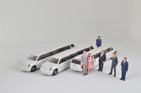 Figura de pequeña empresa con coche —  Fotos de Stock