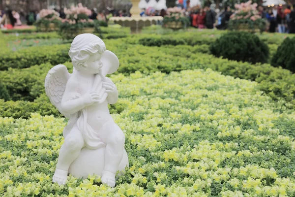 Socha anděla v Květné zahradě — Stock fotografie