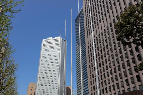 De hoogbouw gebouwen in Shinjuku, Tokio 2016 — Stockfoto