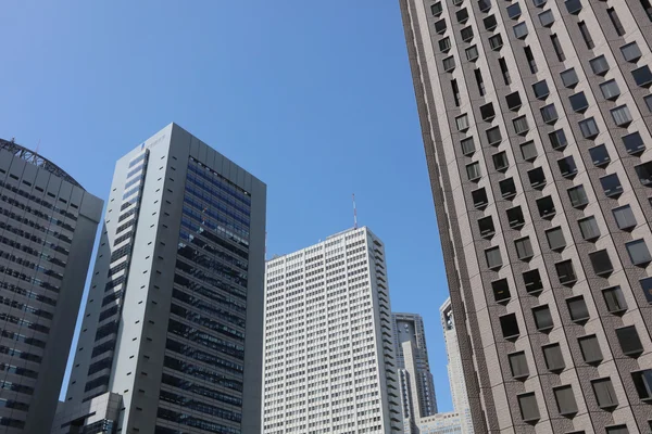 Gebäude in shinjuku, Tokio, Japan 2016 — Stockfoto