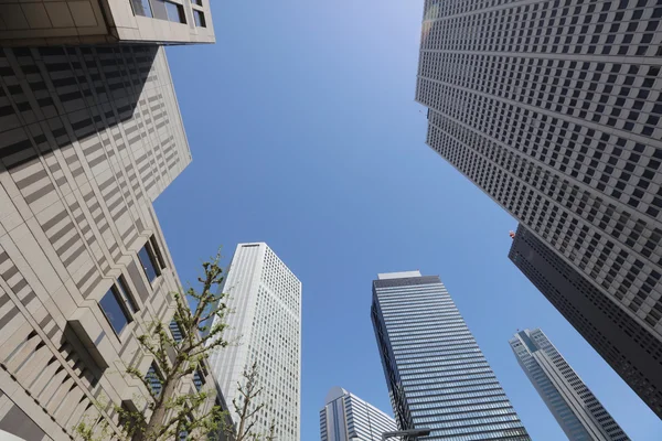 Edifícios altos em Shinjuku, Tóquio, Japão — Fotografia de Stock