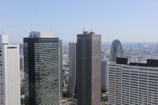 Edificio en Shinjuku, Tokio, Japón 2016 — Foto de Stock