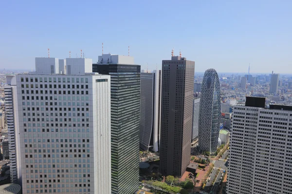 Budova v Shinjuku, Tokio, Japonsko 2016 — Stock fotografie