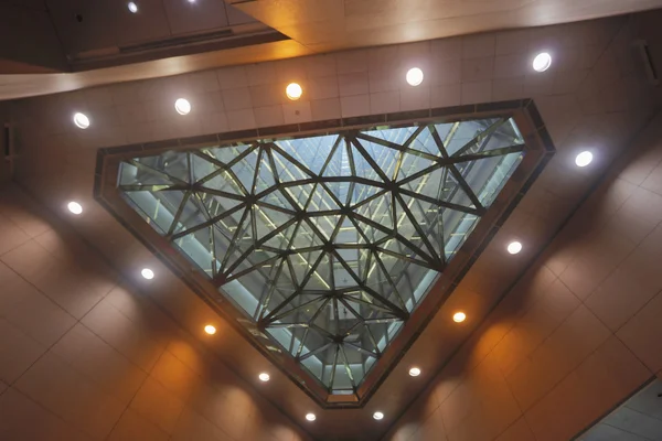 Modernes Bürogebäude-Interieur bei japan — Stockfoto