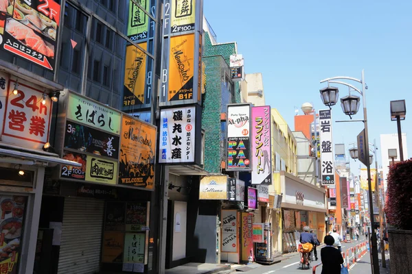 Strada è l'ingresso di Kabukicho — Foto Stock