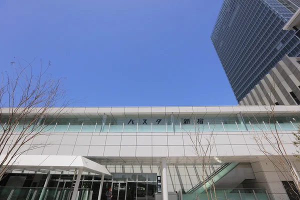 Новое здание Busta Shinjuku — стоковое фото