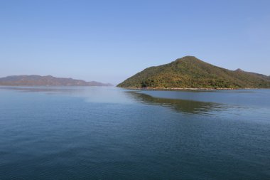 Gün gemi en Tolo liman alanında