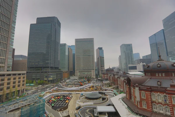丸の内ビジネス街、東京駅 — ストック写真