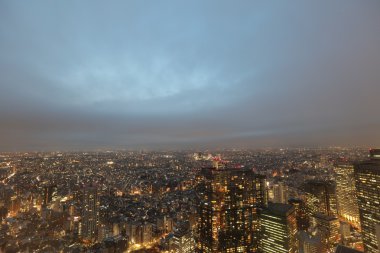 shinjuku bölgesinde noktada iyi görünüm.