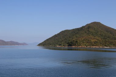 Gün gemi en Tolo liman alanında