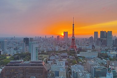 Dünya Ticaret Merkezi'nden görüldüğü gibi Güney Tokyo siluetinin