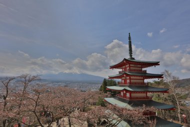  MT Fuji Chureito Pagoda arkasından görüntülendi 
