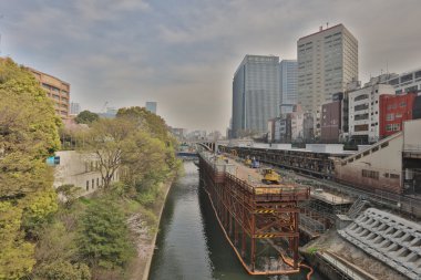  Commuters Ochanomizu istasyonu platformu 