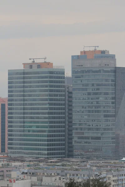 Kontorsbyggnader på dagen, hongkong kwun tong — Stockfoto