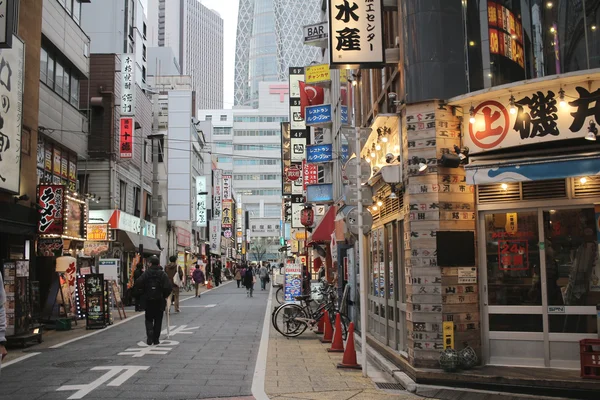 Straßenleben in Shinjuku bei 2016 — Stockfoto