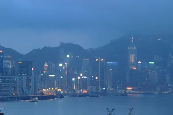 Ostrov Hong kong z Kowloonu. — Stock fotografie