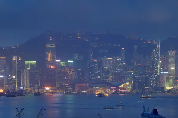 Isola di Hong Kong da Kowloon . — Foto Stock