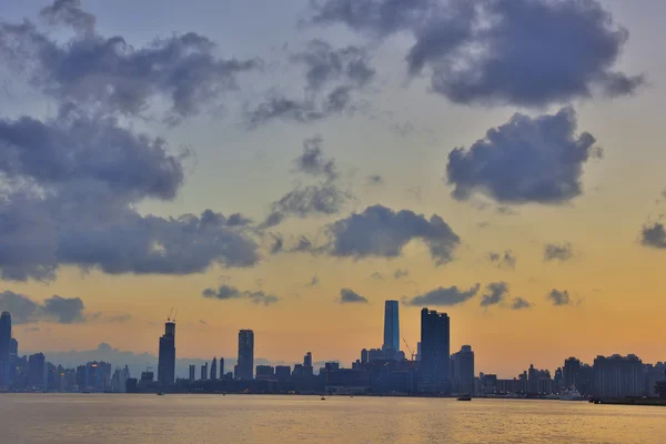 Hong kong island vanuit kowloon. — Stockfoto