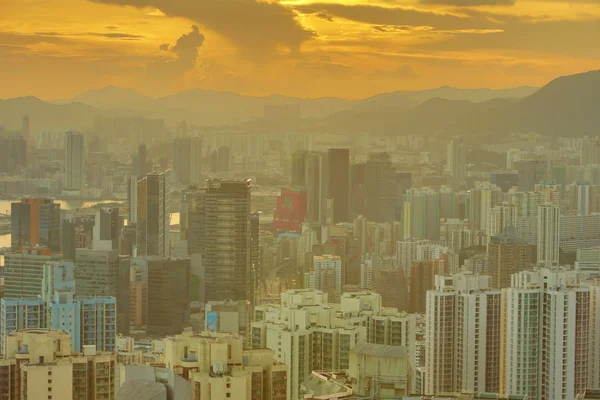 日暮时分，香港市中心城市 — 图库照片