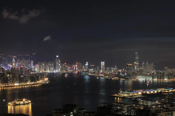 Crepúsculo de Victoria Harbor de Hong Kong — Fotografia de Stock