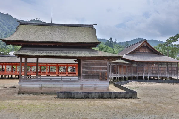 Κοντά στο αξιοθέατο Itsukushima shrine Σίντο σε Miyajima — Φωτογραφία Αρχείου