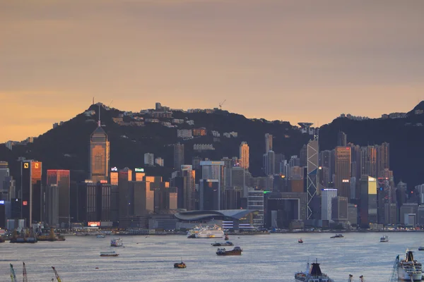 Hong Kong günbatımı manzarası Victoria harbo — Stok fotoğraf