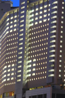 Hong Kong 'da halka açık bir apartman.