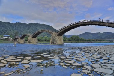 Kintaikyo Bridge içinde Iwakuni, Hiroşima, Japonya.