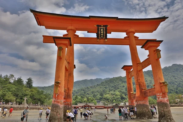 Miyajima é uma pequena ilha japonesa — Fotografia de Stock