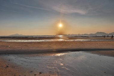 Sihirli saatte Ha Pak Nai 2016