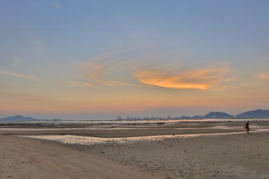 Sihirli saatte Ha Pak Nai  